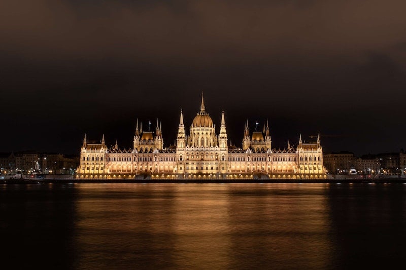 budapest day trip from Vienna should include the Hungarian parliament