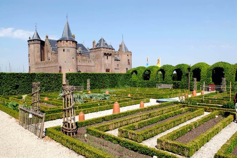 The gardens at Muiderslot castle feature plenty of vegetables and herbs
