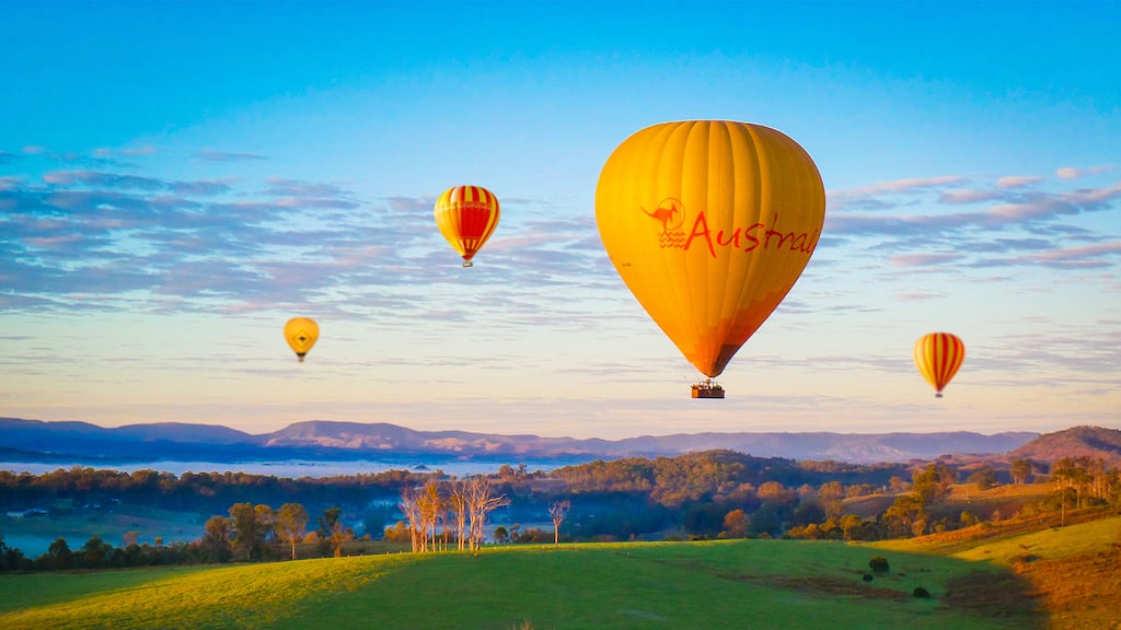 Gold Coast Ballooning through the skies. 