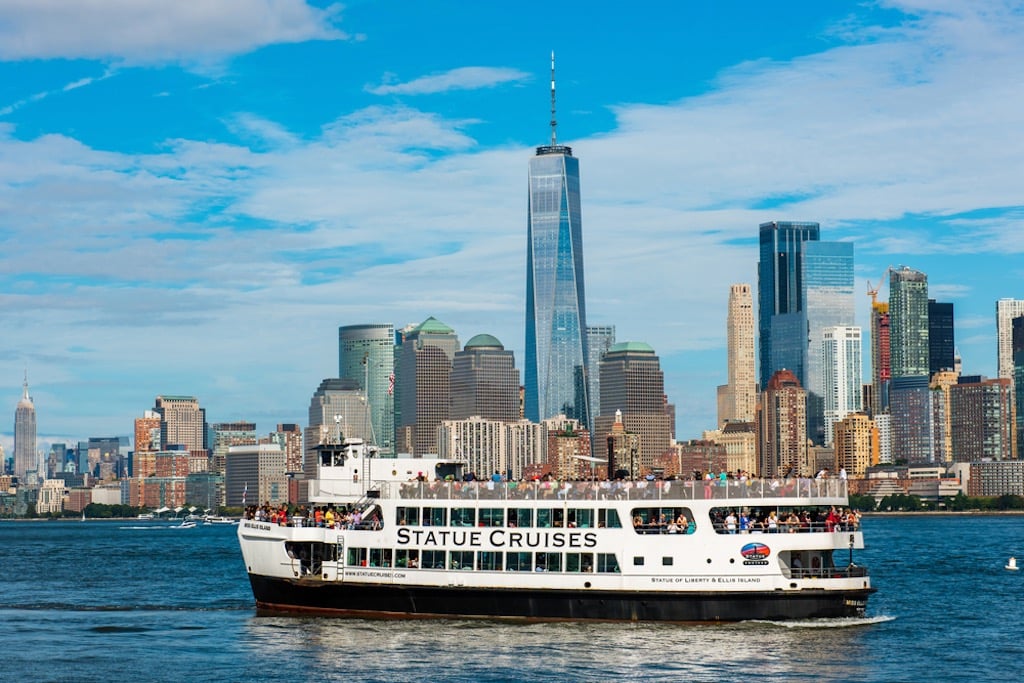 When you only have one day in New York, don't miss taking a cruise to get around the city