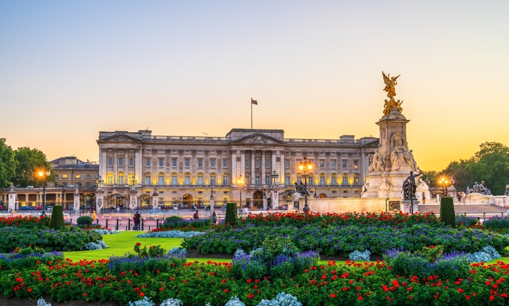 Come to Buckingham Palace on the coronation day and have a glimpse of King Charles.