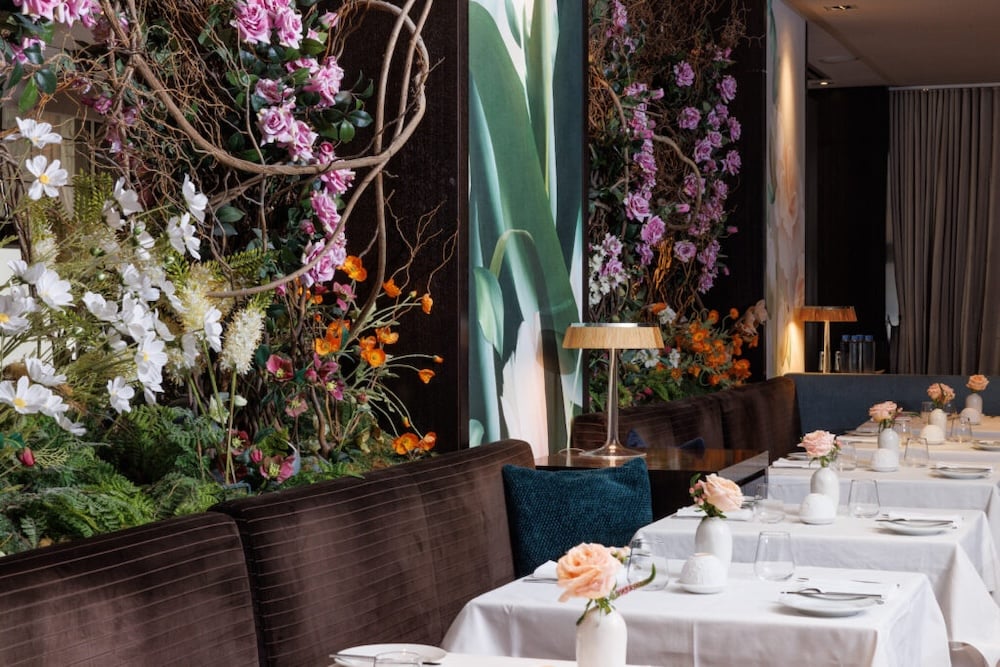 Sophisticated & Fresh: Ai Fiori - Top of the Rock Restaurants